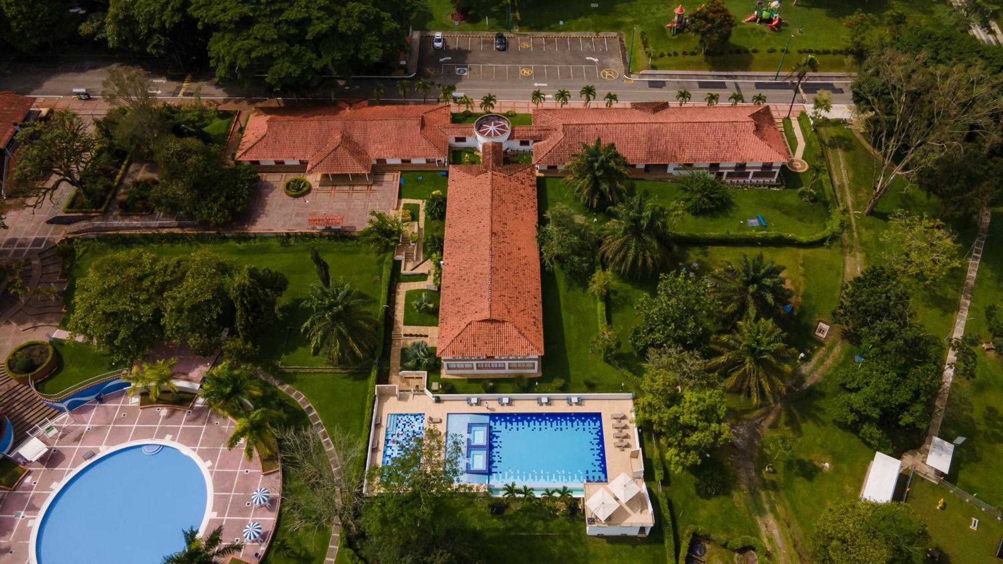 Barranqueros Hotel 3*